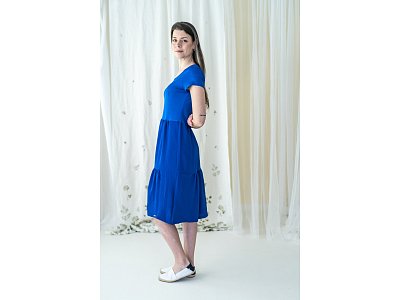 Kaskádové šaty v královsky modré barvě - vel.38